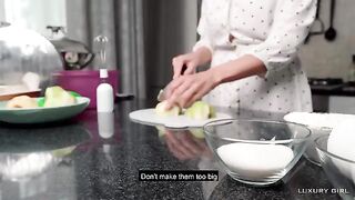 Luxury Girl bakes an American pie and fucks in the kitchen