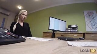 The business woman needs a loan, she has sex with the agent