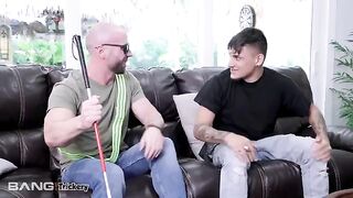 A blind guy tricks the hot Latina Vienna Black into sex