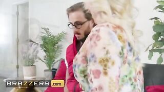 The blonde MILF Morgan Taylor teaches her neighbor to kiss
