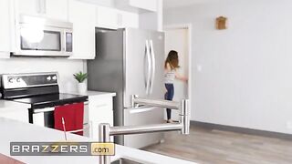 Oliver looks for his GF, but finds a new steaming-hot stepmom instead