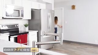 Oliver looks for his GF, but finds a new steaming-hot stepmom instead