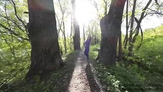 Girl sucks a dick in the public place outdoors