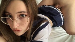 The stepsister made a video of her sex with her brother - BellaMurr