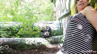 A mature Turkish woman got her pussy railed hard by German stud