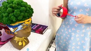 A stepson fucks his mother, leaving without a condom