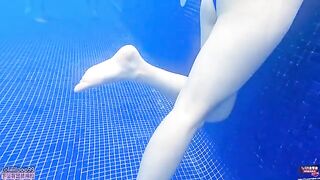 A Chinese babe got fucked on her vacation in a hard way
