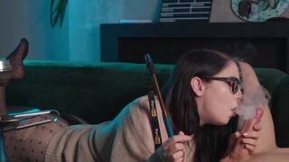 Girl in glasses gets her pussy eaten and smokes a dick in 69 position