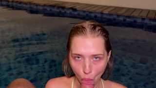 A girl from California, Californiababe, likes to suck cock and swim in the pool