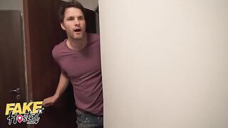 A girl got a secret affair in a hostel, turning into a threesome