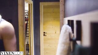 Passionate sex in the Alps with ski bunny Sonya