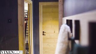 Passionate sex in the Alps with ski bunny Sonya