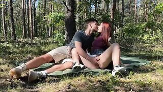 Amateur couple tried sex on the picnic in the park and it was awesome