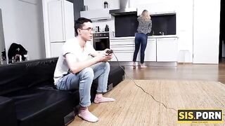 A girl with a beautiful figure has sex with her stepbrother on sis.porn