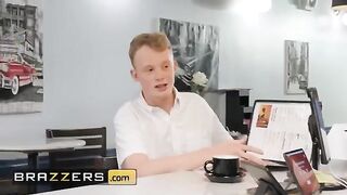 Syren De Mer gets her asshole gapped for tips