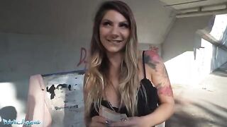 A nurse girl agreed to have sex with me at the train station for money