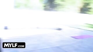Hot MILF Tia Cyrus gets her pussy railed in yoga pants