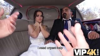 A bride allows her husband to watch her getting her asshole gapped in the limo