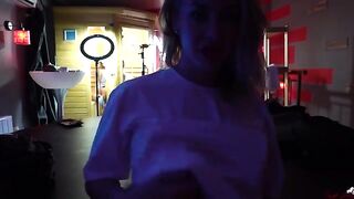 Kelly gets wet and plays with herself while acting