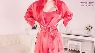 The red-haired girl has sex with her best friend in a passionate session