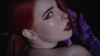 Jessica Rabbit gets close with the detective in a steamy encounter