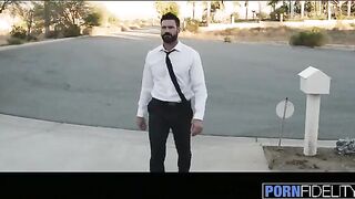 Hot housewife Anna Bell Peaks gets a sexy surprise in the pool