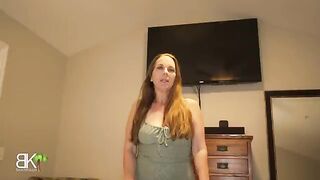 My stepmom has a huge ass and she loves to share her bed!