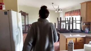 A pregnant woman trying to get a better deal from her landlord