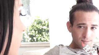 What It Do "Tia Cyrus" - sexy Latina MILF with big tits and huge ass