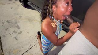 A married woman gave a blowjob to me in the car at the parking lot