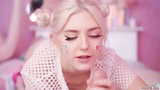 All cute girls like to get hot sperm on their faces, a thrilling finish