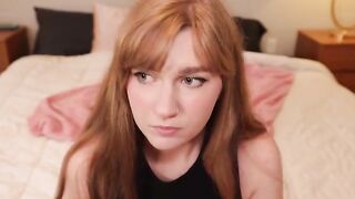 The hot babysitter Jaybbgirl offers you a sexual favor for your exclusive content