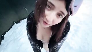 A pretty girl agreed to blow me for accommodation - Emma Fiore ft Bastian Blanc