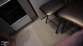 A schoolgirl got a big cock and came in 3 minutes