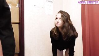 A pretty thief got caught taking chips and was punished