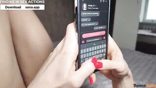 The girl sent me a picture of her boobs on a dating site