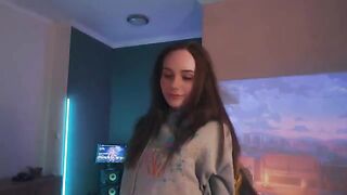 A cute girl has a sexual dream about her stepbrother and fucks with him