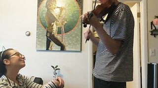 Trying to practice violin with my girlfriend, interrupted (4K, 60fps)