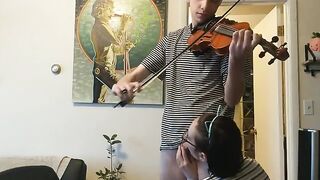 Trying to practice violin with my girlfriend, interrupted (4K, 60fps)