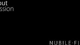 Petite hottie Riley Reid gets fucked after a sweaty workout