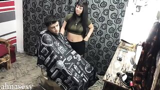 The Argentine slut gets fucked in the barber shop - Almasexy