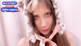 A girl with a great body has hard sex with a guy in HD