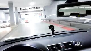 Guy was awarded a blowjob while driving in his car