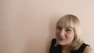 A young guy learned to caress his girlfriend’s pussy properly