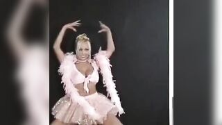 A hot Russian is dancing and showing her skills erotic