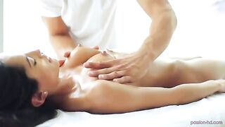 I Seduced A Girl On The Massage Table And Had Gentle Sex