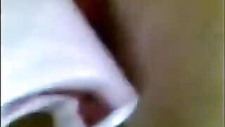 A man hard fucked a girl in the full bus, she groaned with pleasure