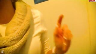 A girl made a blowjob for stranger in the toilet