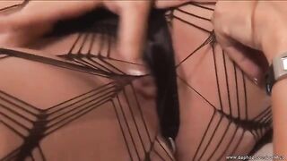 Hot mature lesbians enjoy passionate pussy licking in HD