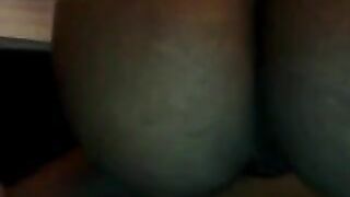 Girl is shooting her big ass in the chat room